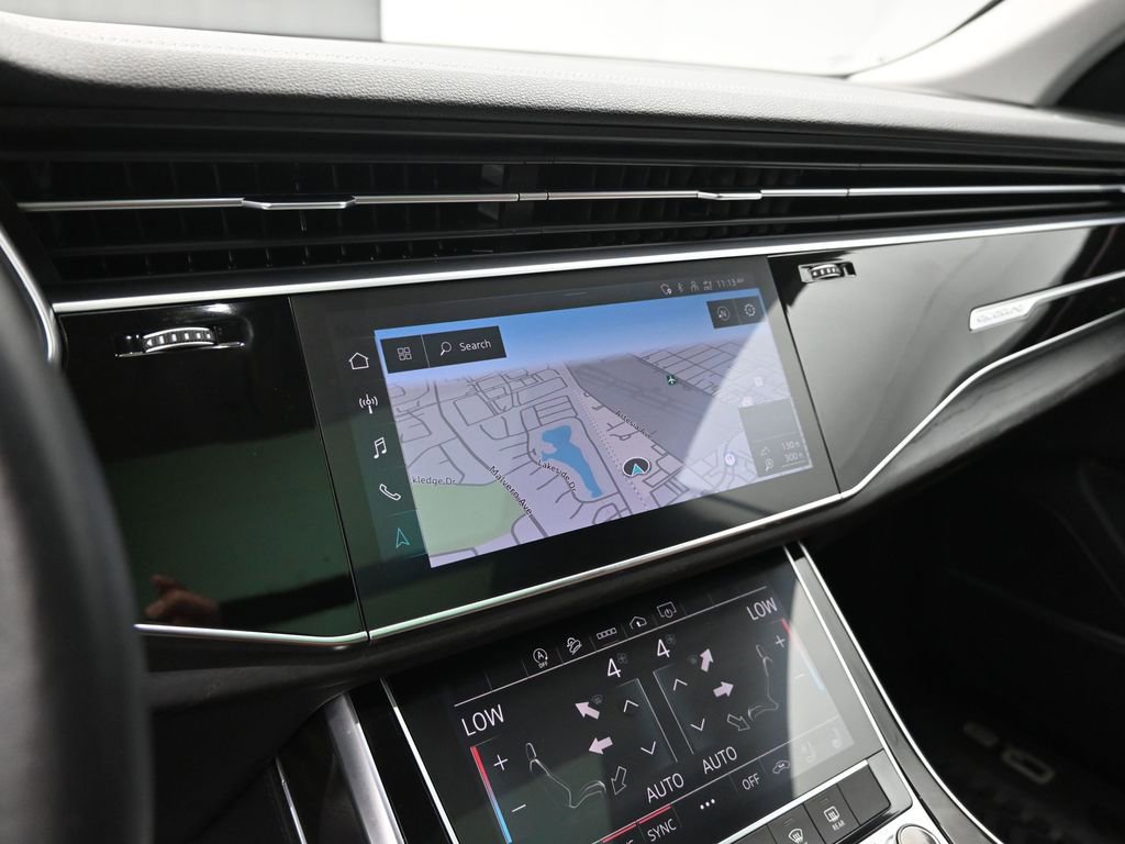 Used 2023 Audi Q8 Premium Plus image 18