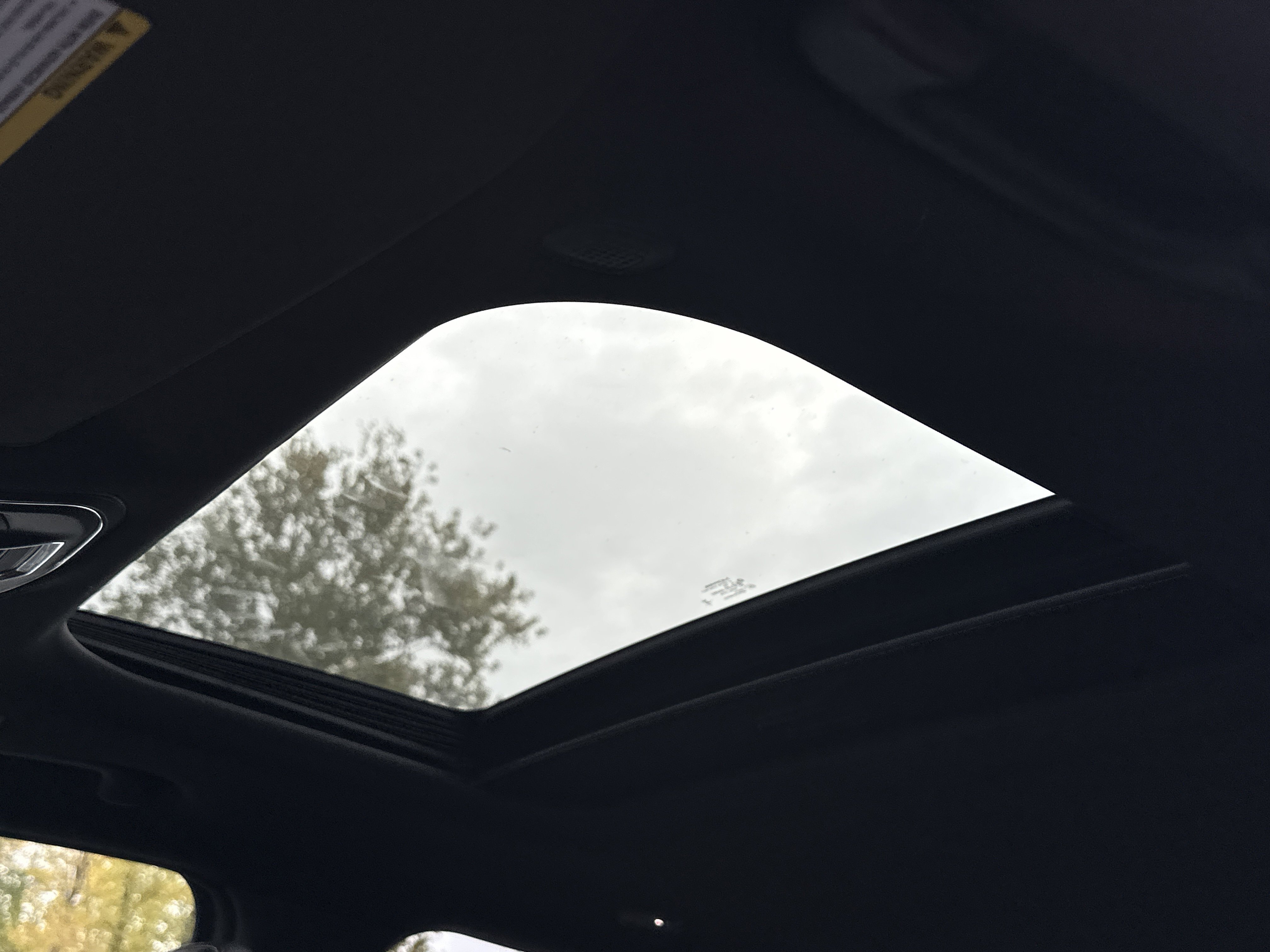 New 2025 Jeep Grand Cherokee Altitude image 13