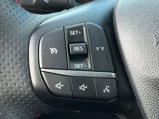 Used 2025 Ford Escape ST-Line Select AWD/4WD image 30