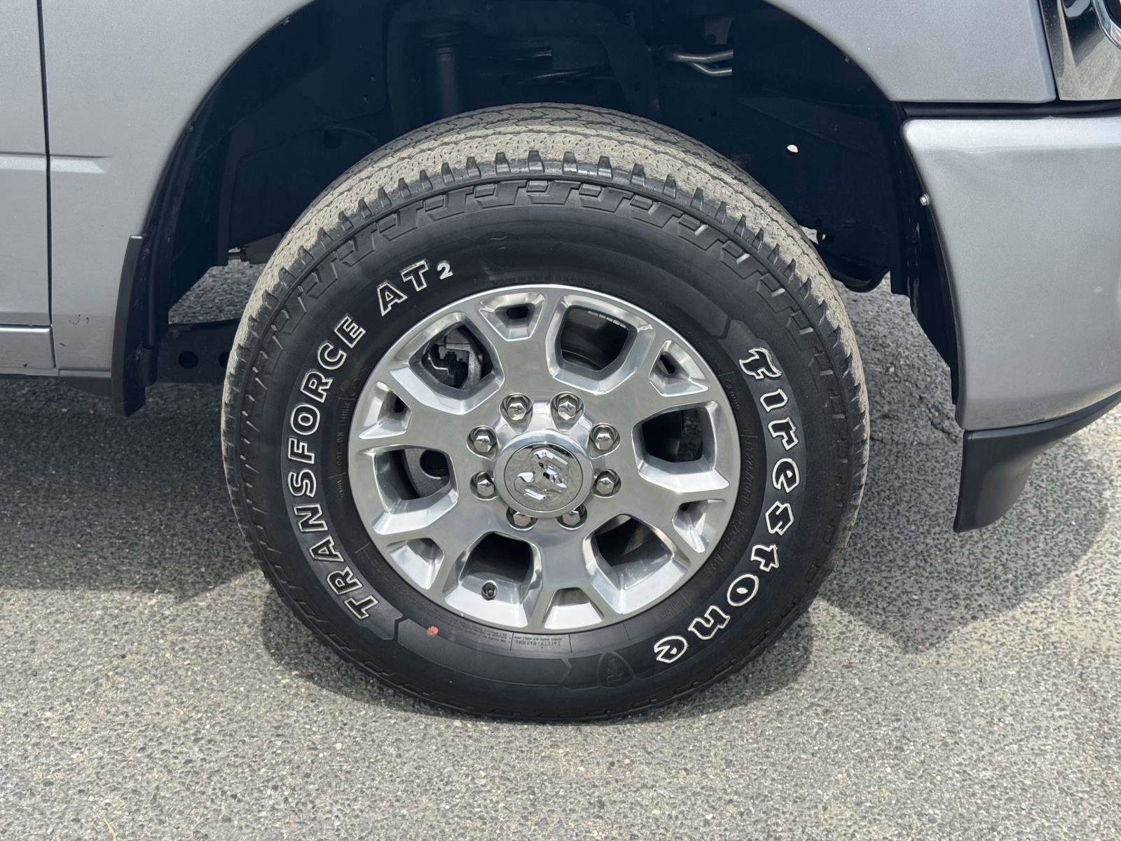 Used 2024 RAM 2500 Laramie w/ Safety Group AWD/4WD image 9