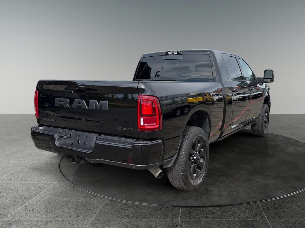 Used 2026 RAM 3500 Laramie AWD/4WD image 9