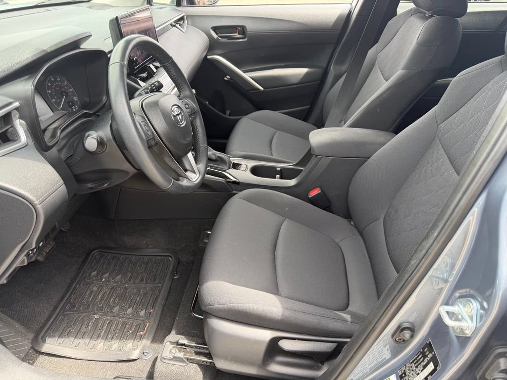 Used 2024 Toyota Corolla Cross LE FWD image 23