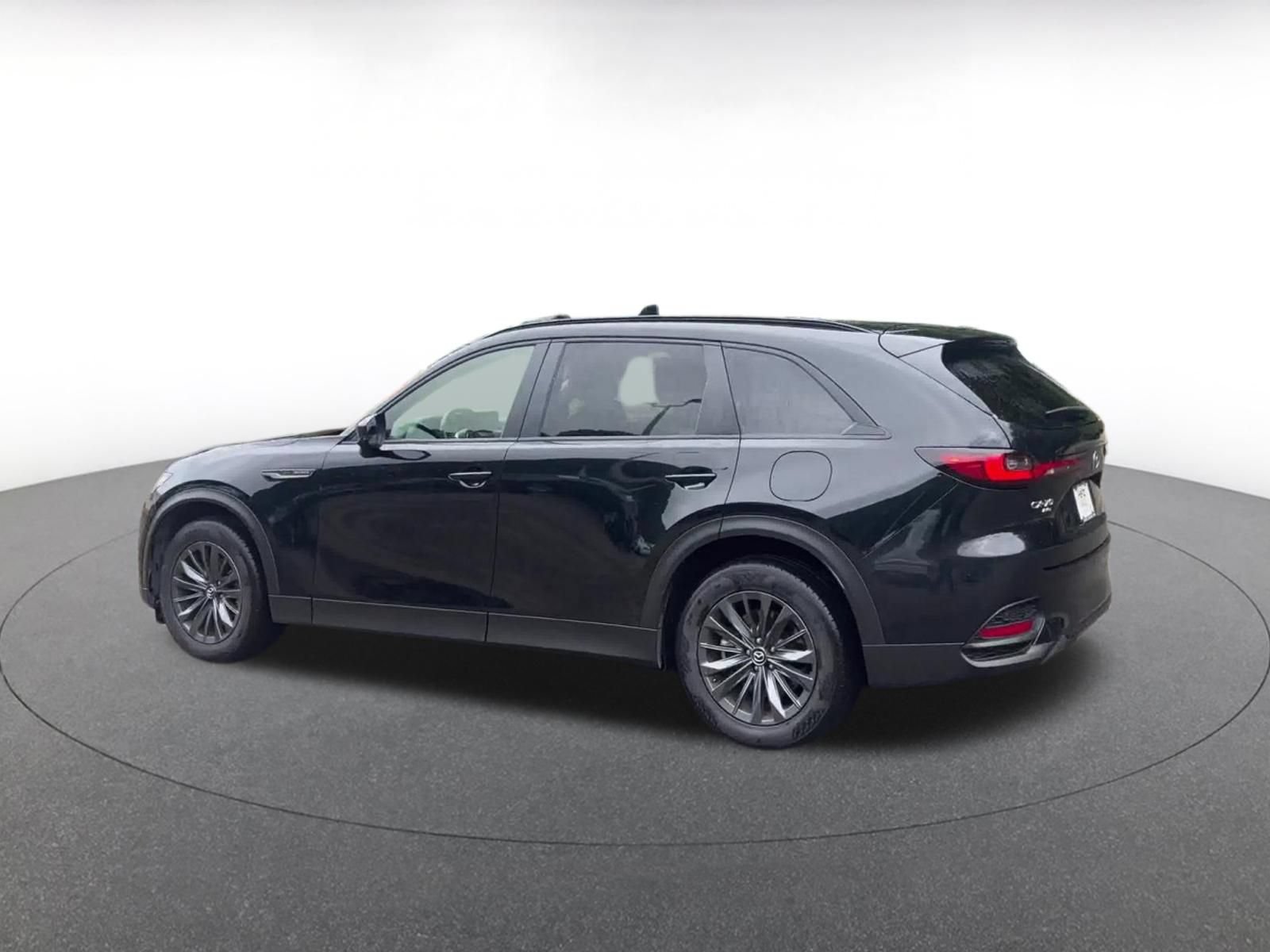 Used 2025 MAZDA CX-70 3.3 Turbo w/ Preferred Package AWD/4WD image 9