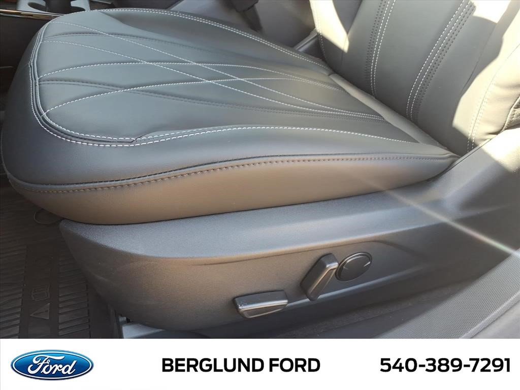 Used 2023 Ford Mustang Mach-E Select w/ Comfort Package Lite AWD/4WD image 18