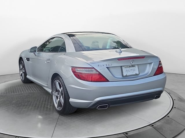 Used 2015 Mercedes-Benz SLK 250 w/ Premium Package image 3