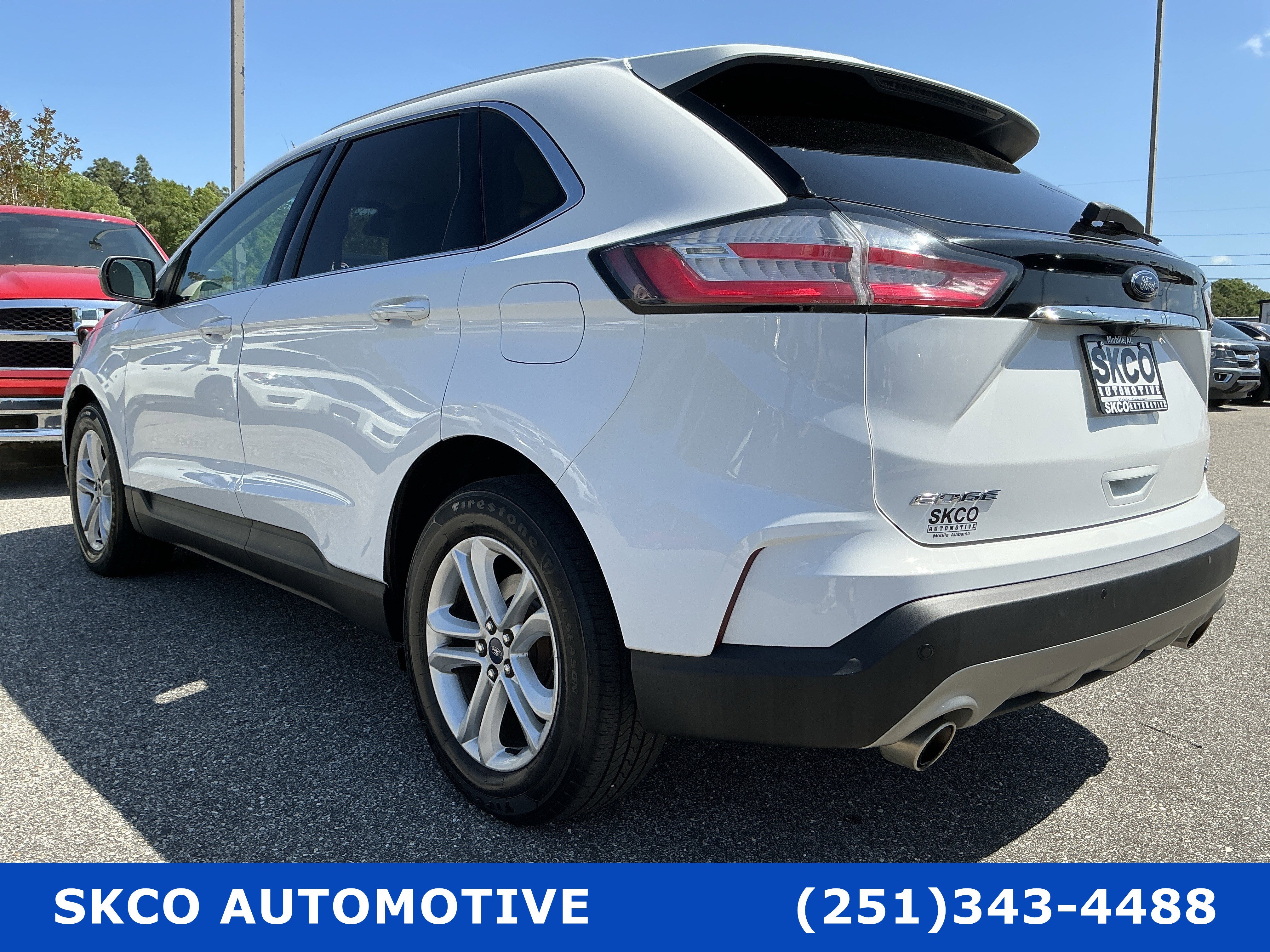 Used 2020 Ford Edge SEL AWD/4WD image 3