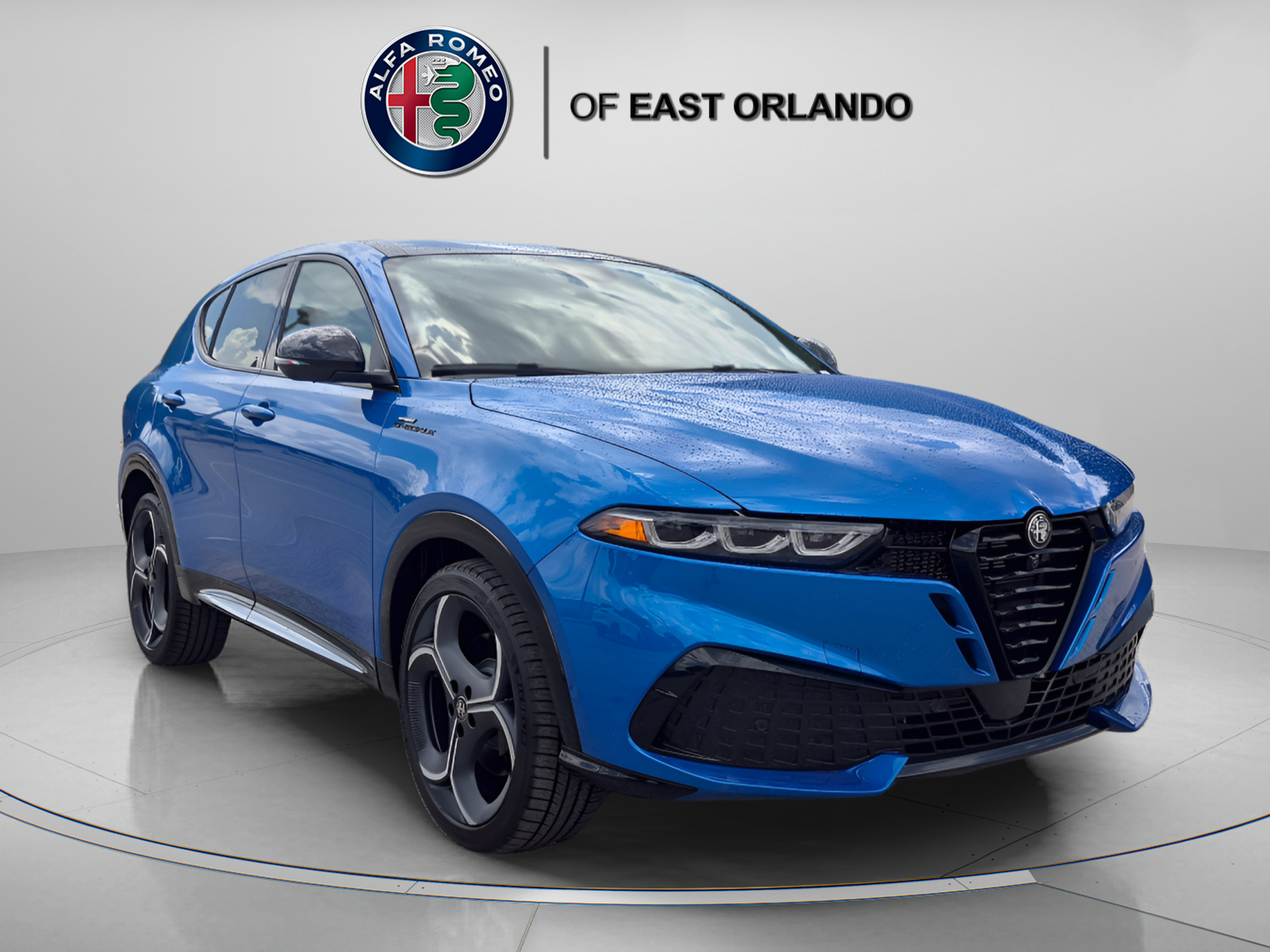 New 2026 Alfa Romeo Tonale w/ Active Assist Package AWD/4WD image 1