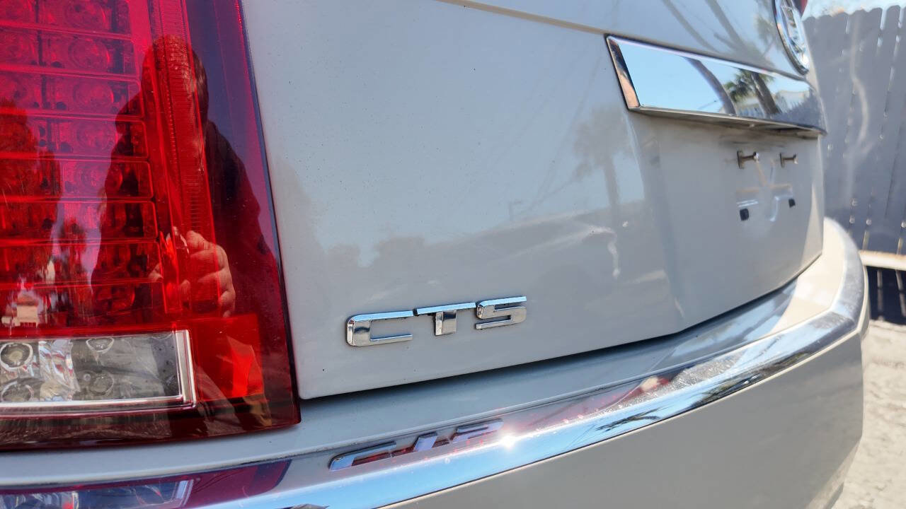 Used 2011 Cadillac CTS Sedan RWD image 6