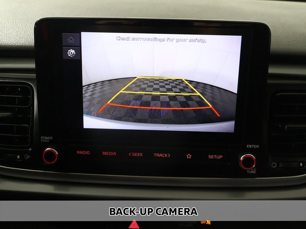 Used 2023 Kia Rio LX image 3