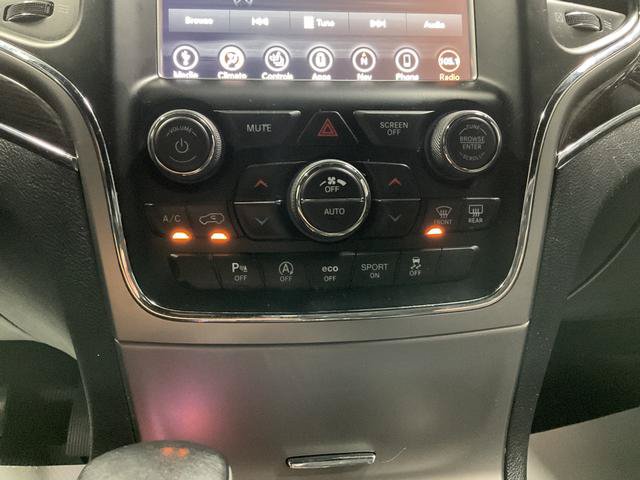 Used 2018 Jeep Grand Cherokee Overland AWD/4WD image 19