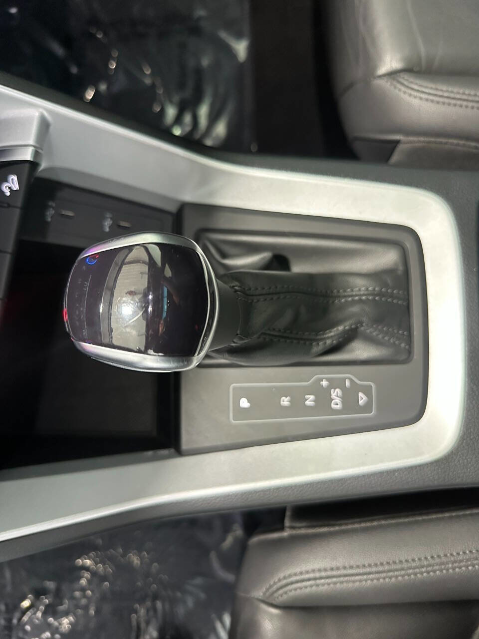 Used 2023 Audi Q3 2.0T Premium image 38