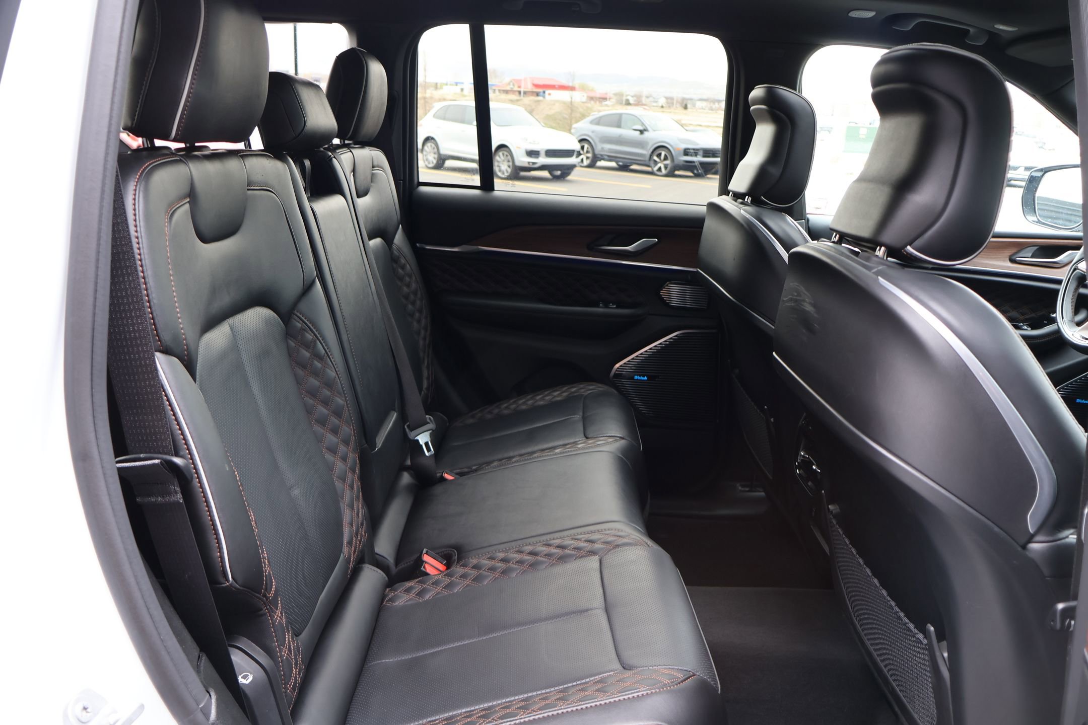 Used 2022 Jeep Grand Cherokee Summit image 26