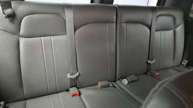 Used 2024 Chevrolet Express 3500 LS RWD image 14