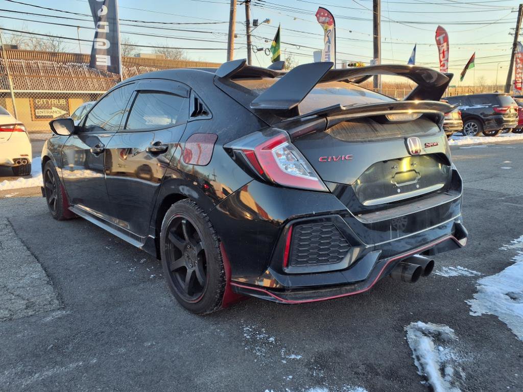 Used 2018 Honda Civic Sport image 4