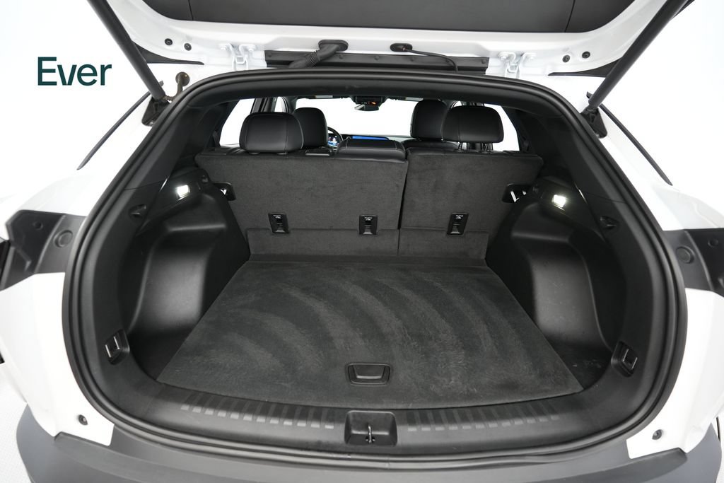 Used 2024 Chevrolet Blazer EV LT AWD/4WD image 8