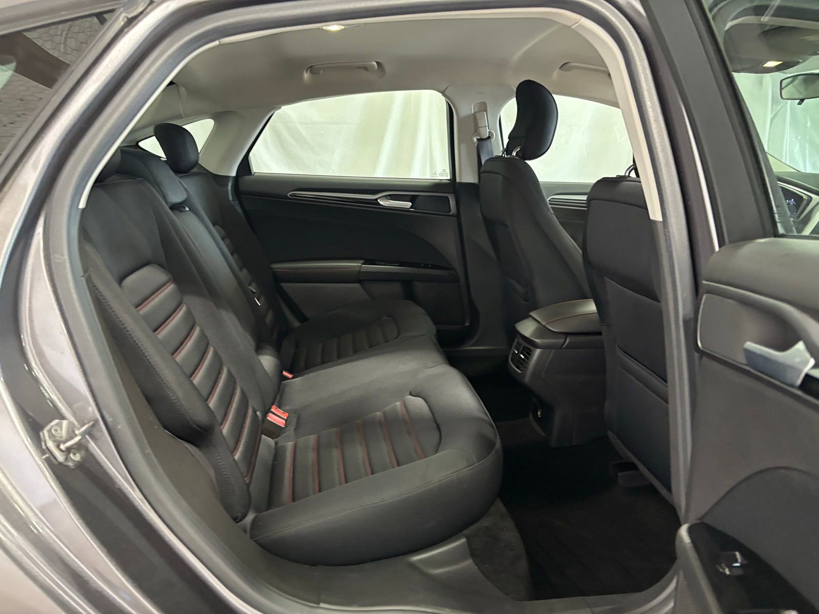 Used 2013 Ford Fusion SE image 14