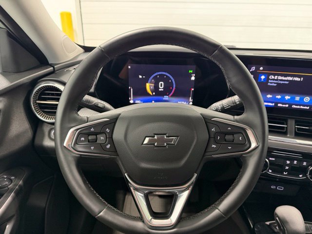Used 2024 Chevrolet Trax ACTIV w/ Driver Confidence Package FWD image 14
