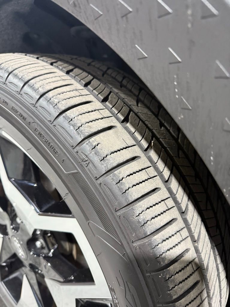 Used 2023 Hyundai Santa Cruz Limited w/ Cargo Package image 9