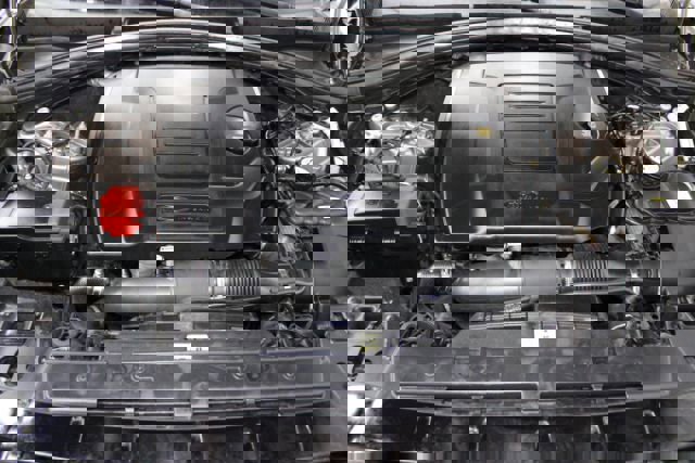 Used 2019 Land Rover Range Rover Velar R-Dynamic SE image 30