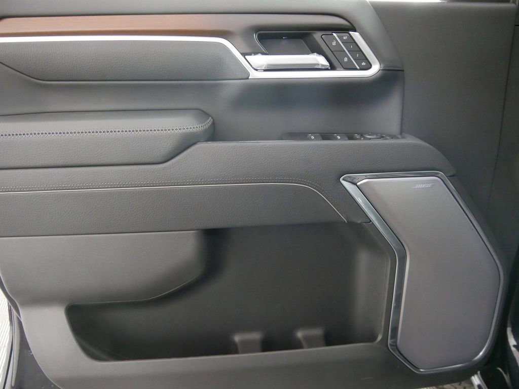 New 2026 GMC Sierra 3500 Denali w/ Denali Reserve Package image 11