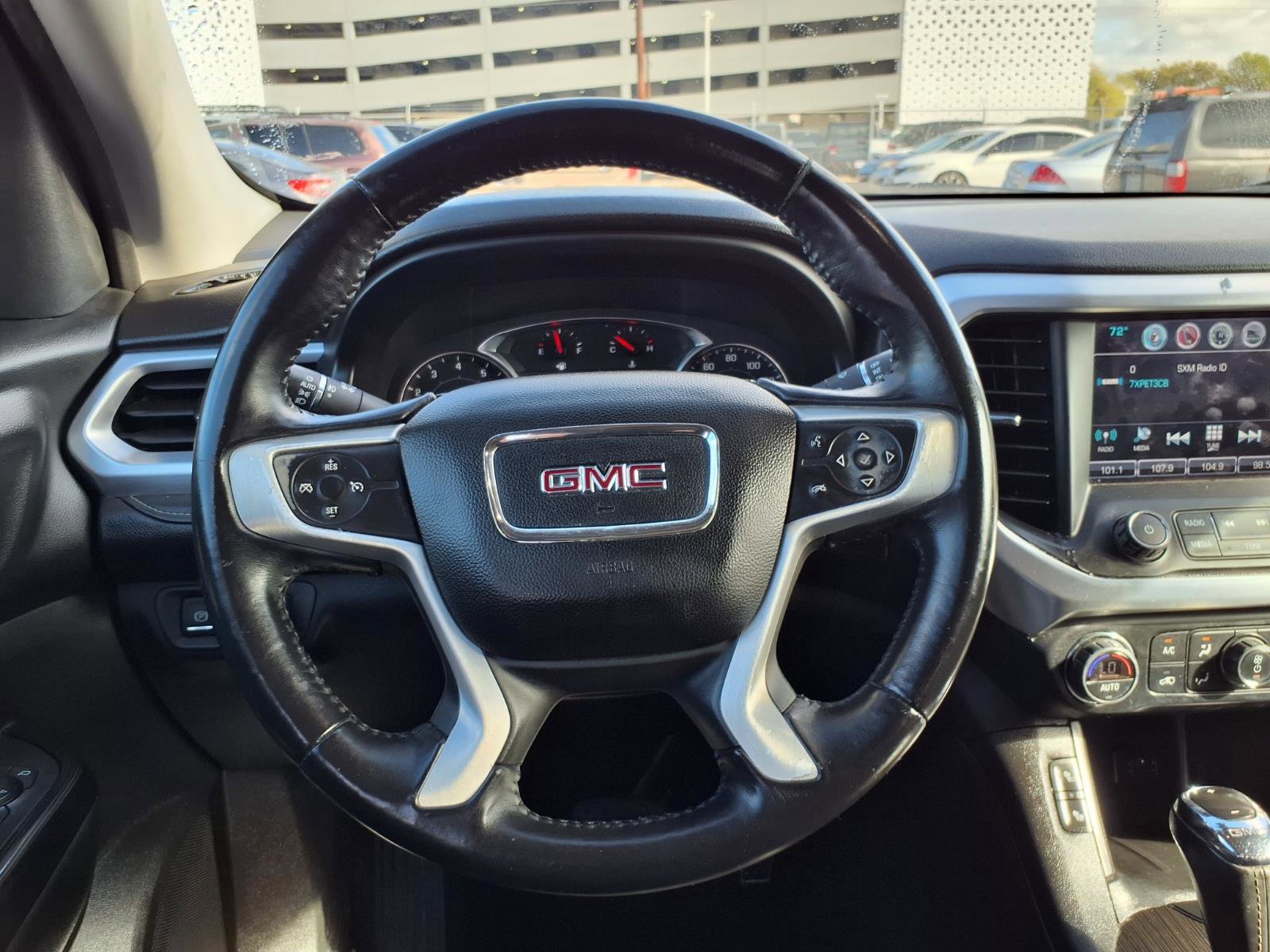Used 2017 GMC Acadia SLT image 12
