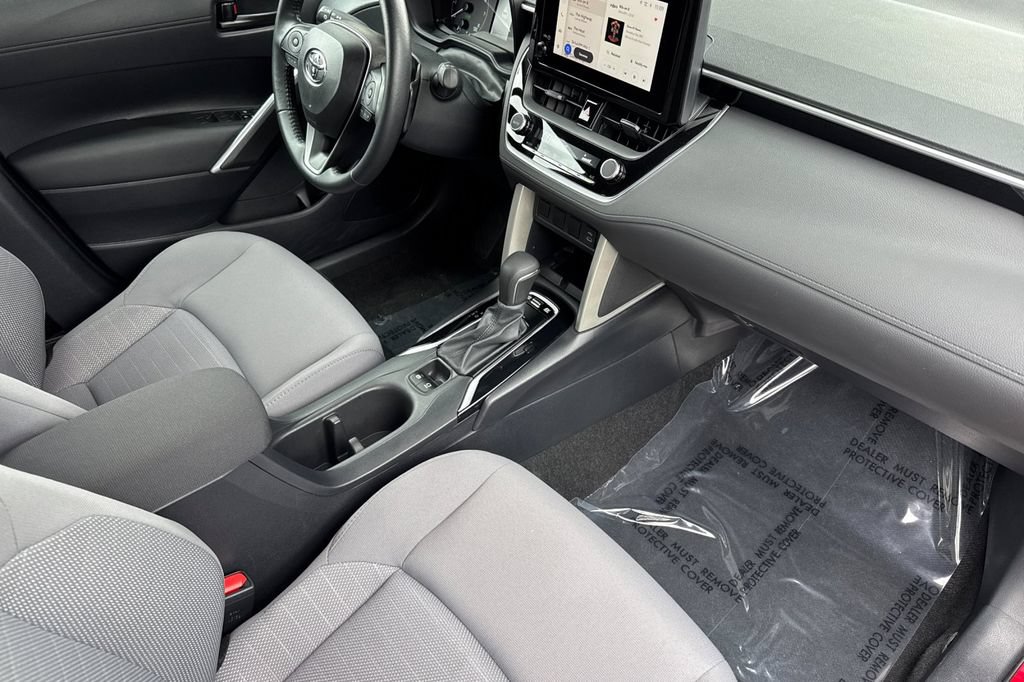 Certified 2024 Toyota Corolla Cross AWD Hybrid image 15