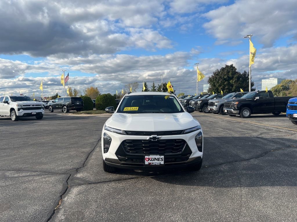 New 2026 Chevrolet Trax ACTIV image 2