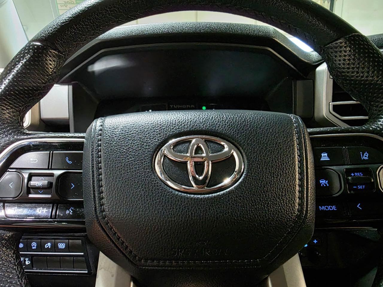 Used 2022 Toyota Tundra SR5 w/ TRD Off-Road Package AWD/4WD image 26