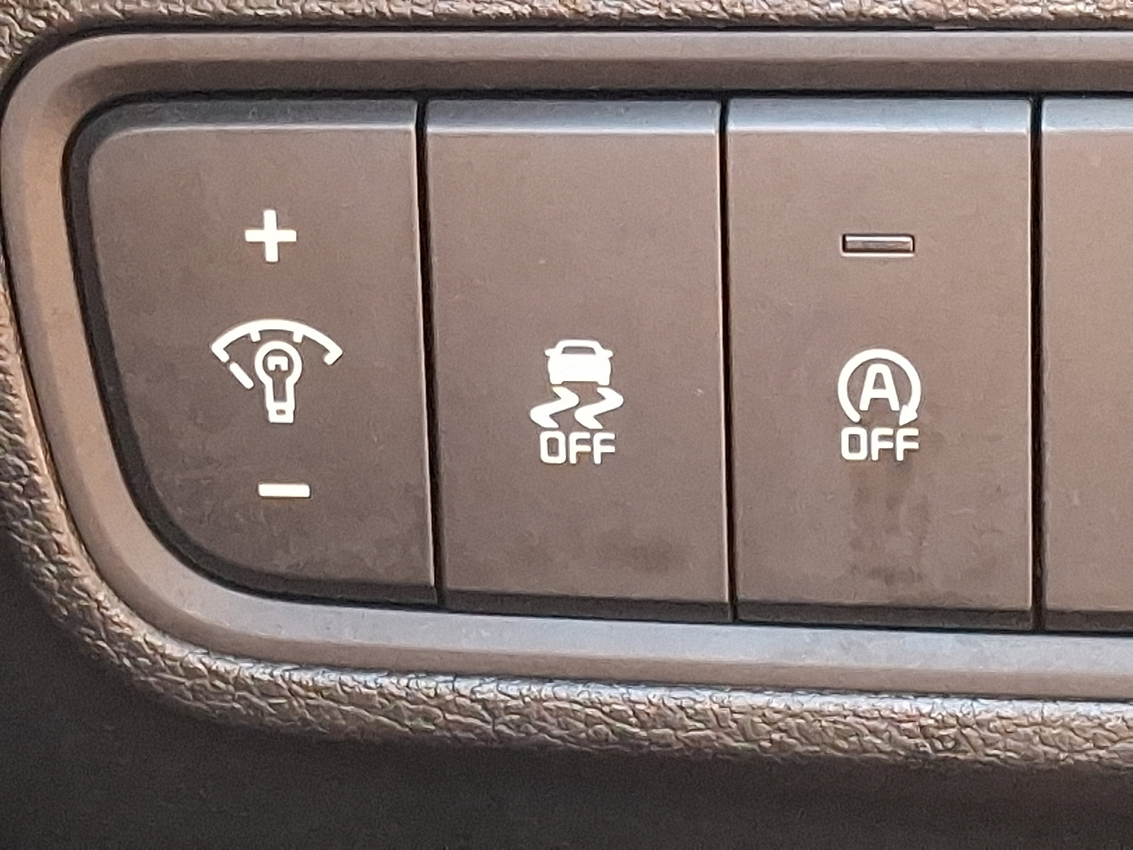 Used 2025 Kia Soul LX w/ LX Technology Package FWD image 25