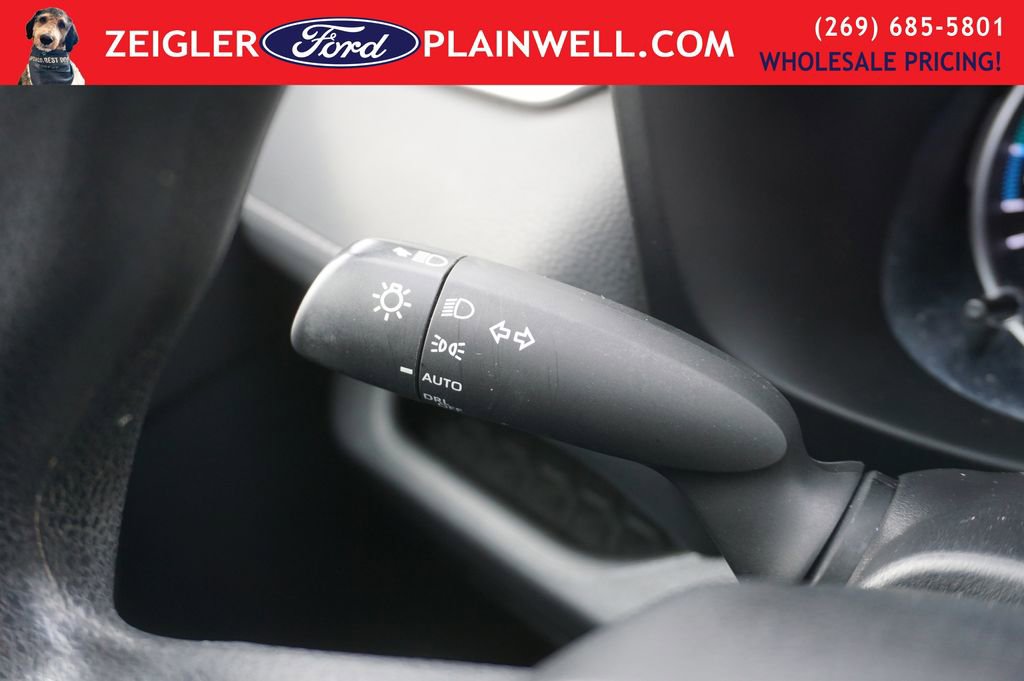 Used 2022 Toyota RAV4 XLE w/ Convenience Package image 26