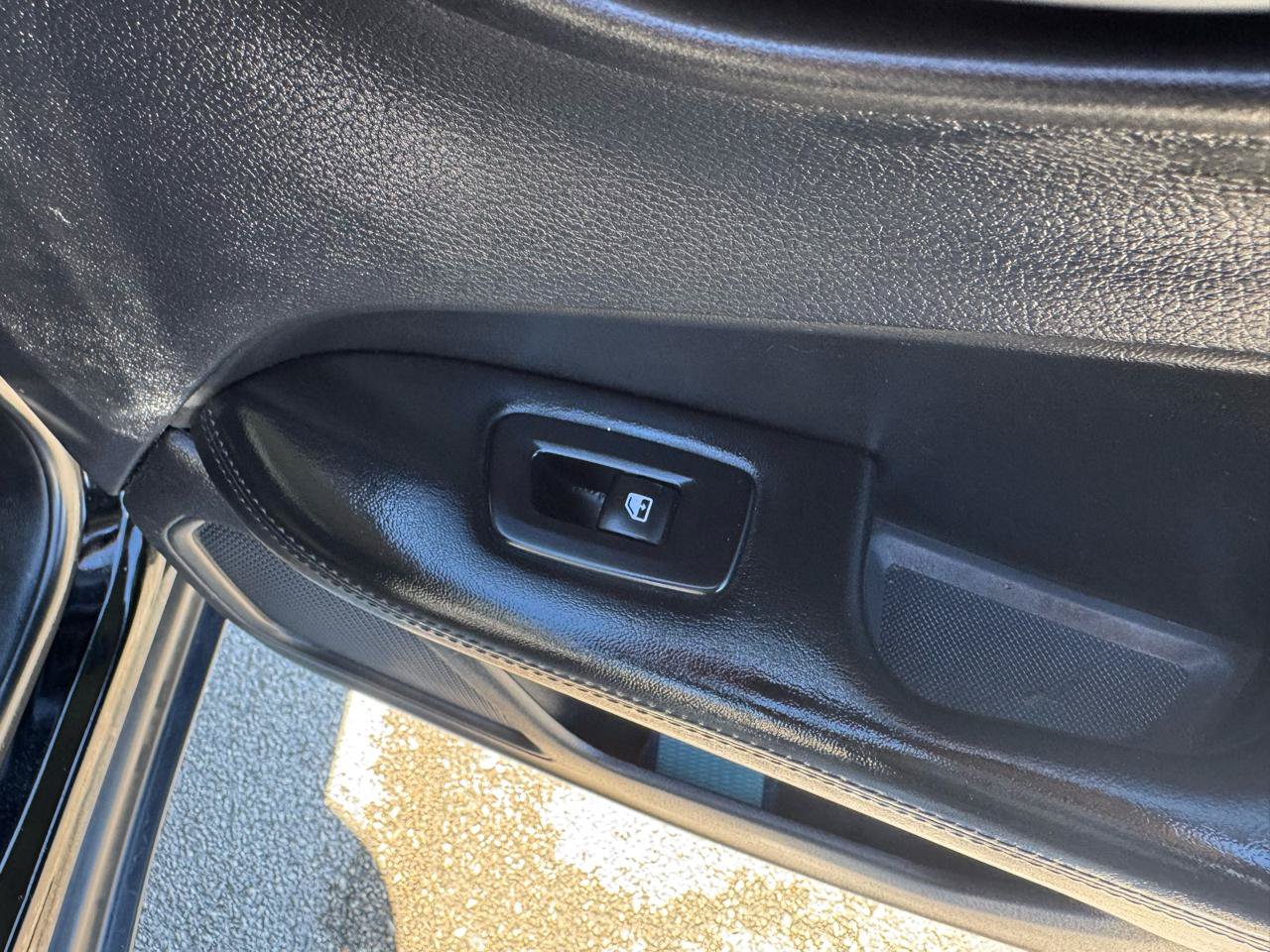 Used 2021 Jeep Compass Latitude FWD image 33