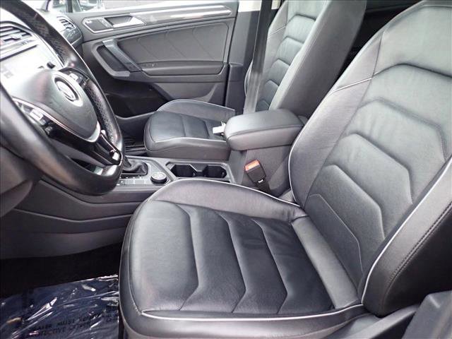 Used 2019 Volkswagen Tiguan SEL Premium image 12