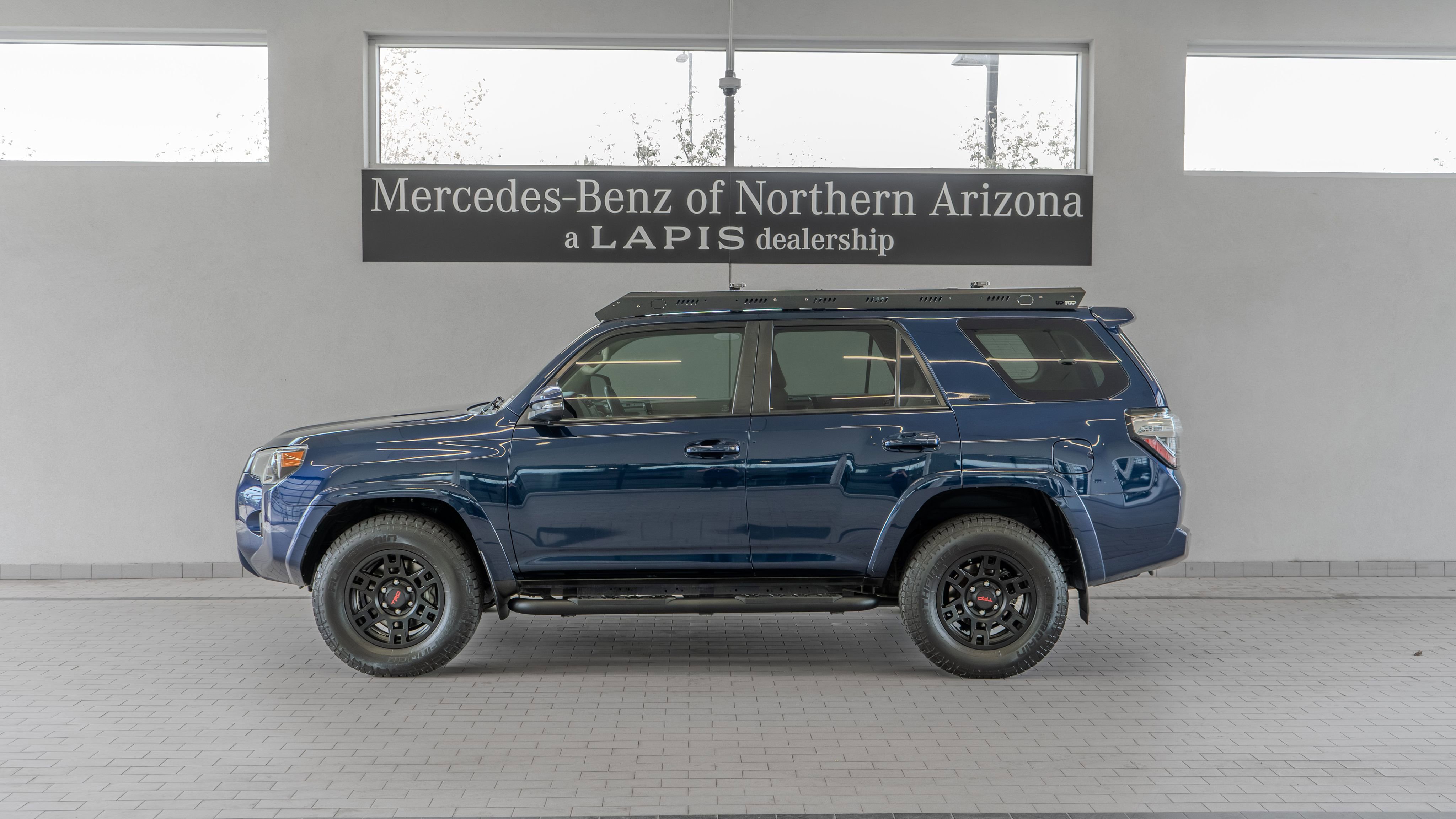 Used 2021 Toyota 4Runner SR5 Premium w/ Moonroof Package image 2