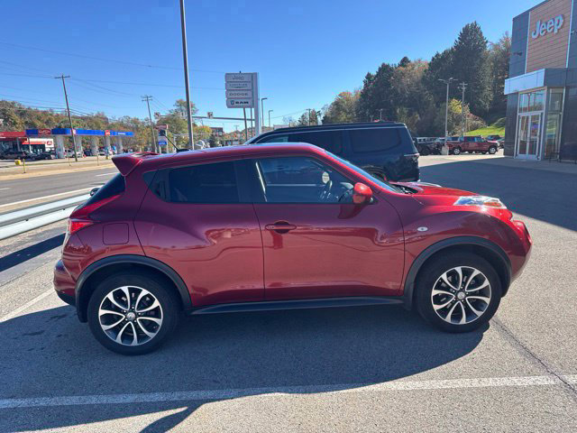 Used 2014 Nissan Juke SV w/ Sport Package FWD image 4