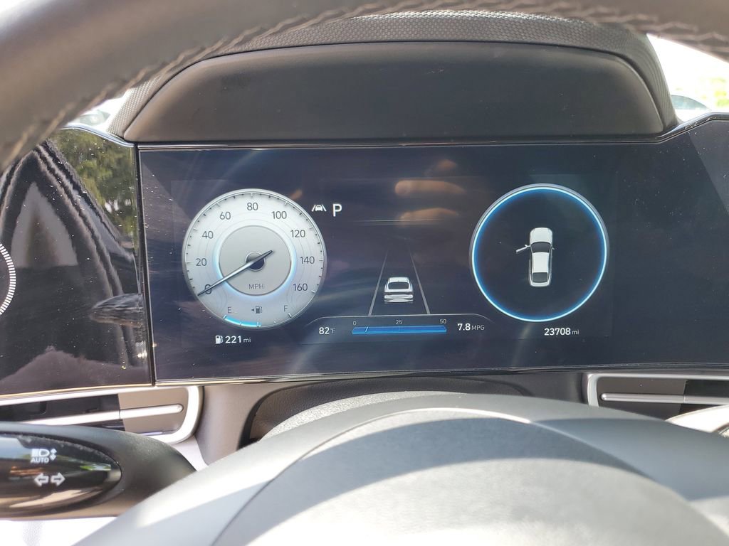 Used 2023 Hyundai Elantra Limited FWD image 24