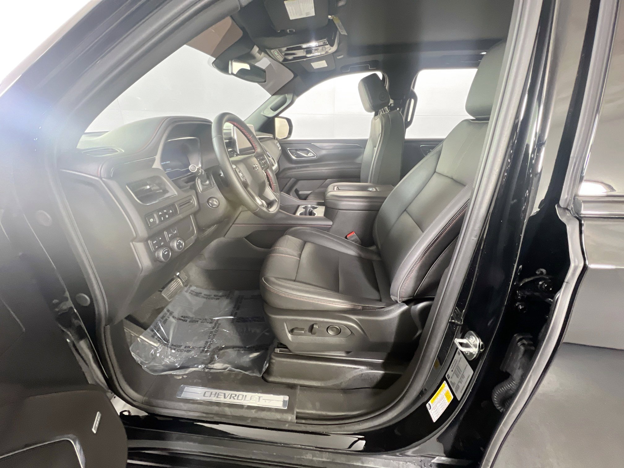 Used 2024 Chevrolet Tahoe RST w/ Luxury Package image 21