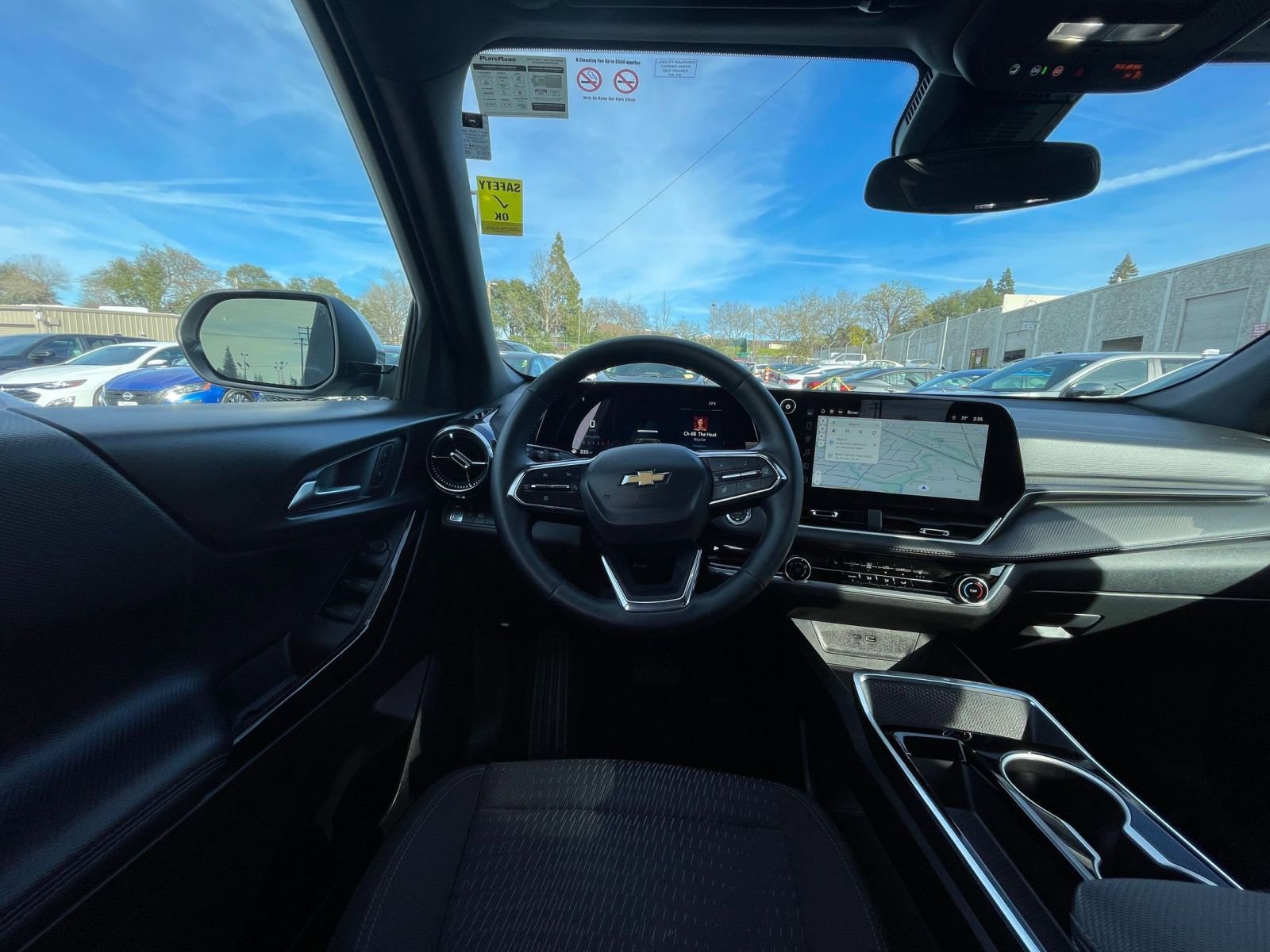 Used 2025 Chevrolet Equinox LT image 35