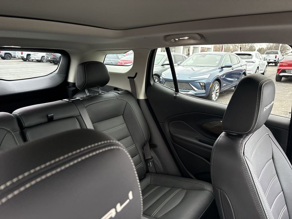 Certified 2024 GMC Terrain Denali w/ Black Diamond Edition image 14