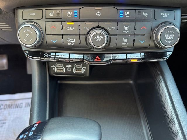 Used 2024 Dodge Durango GT RWD image 18