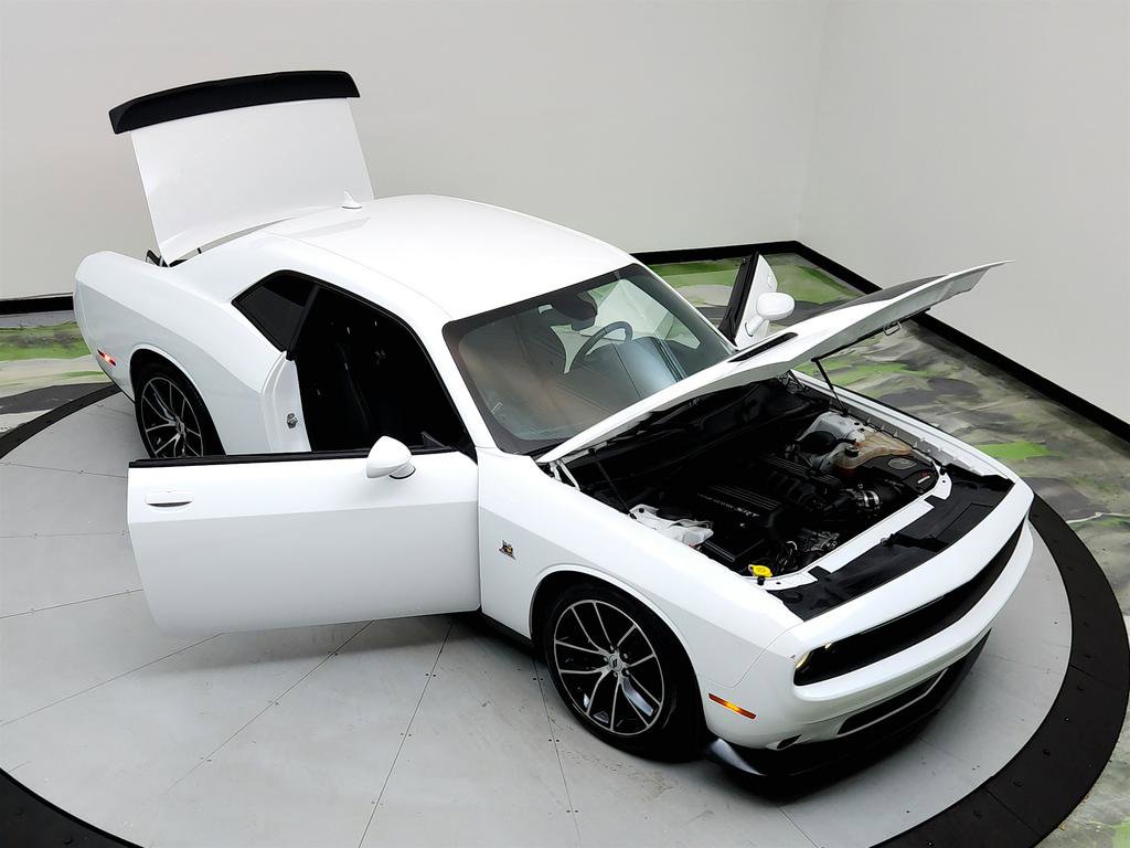 Used 2018 Dodge Challenger R/T Scat Pack RWD image 34