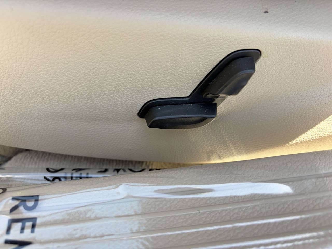 Used 2012 Mercedes-Benz C 250 Sedan image 20