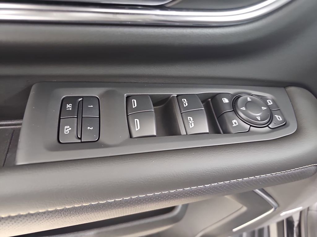 Certified 2024 GMC Yukon XL SLT w/ SLT Premium Package image 35