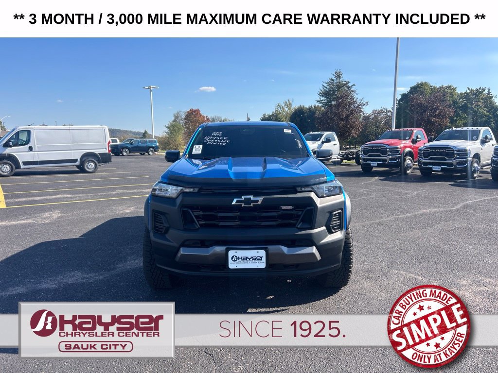 Used 2023 Chevrolet Colorado Trail Boss w/ Advanced Trailering Package AWD/4WD image 3