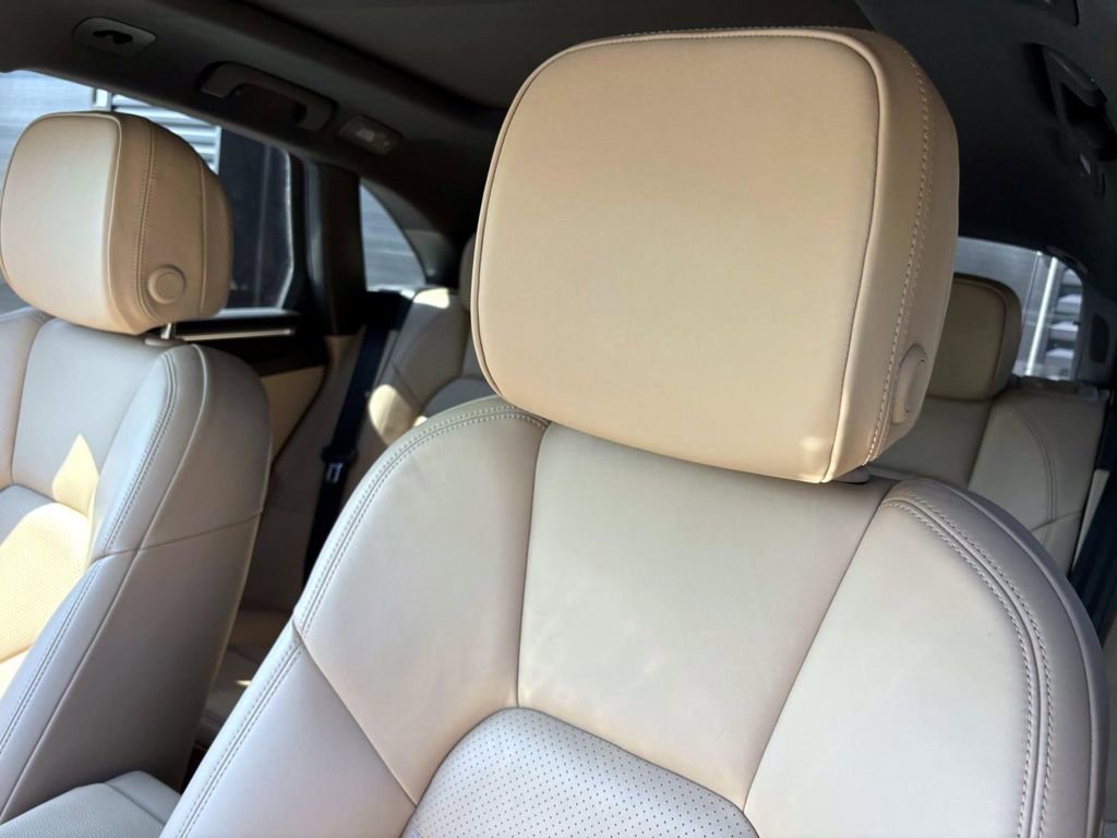 Certified 2022 Porsche Macan S image 21