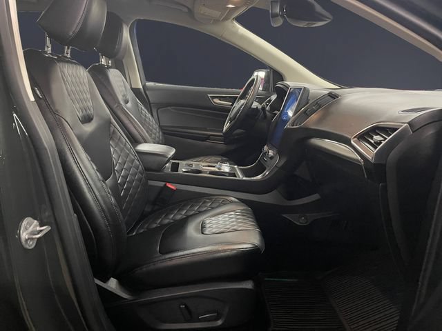 Used 2023 Ford Edge Titanium w/ Equipment Group 301A AWD/4WD image 15