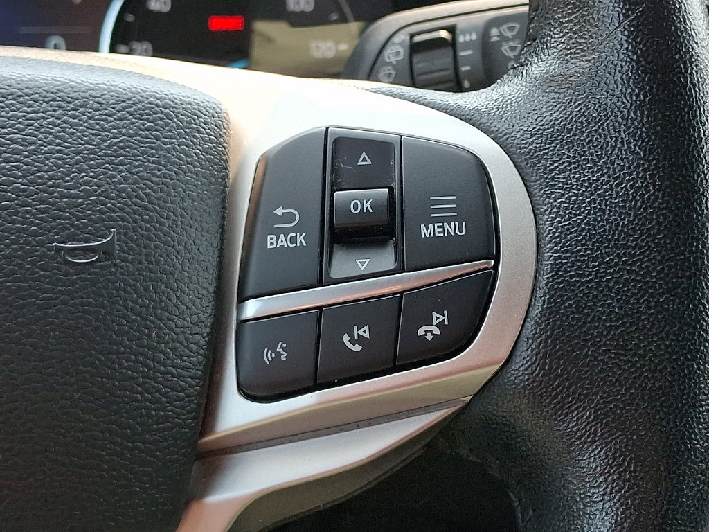 Certified 2023 Ford Explorer XLT AWD/4WD image 24