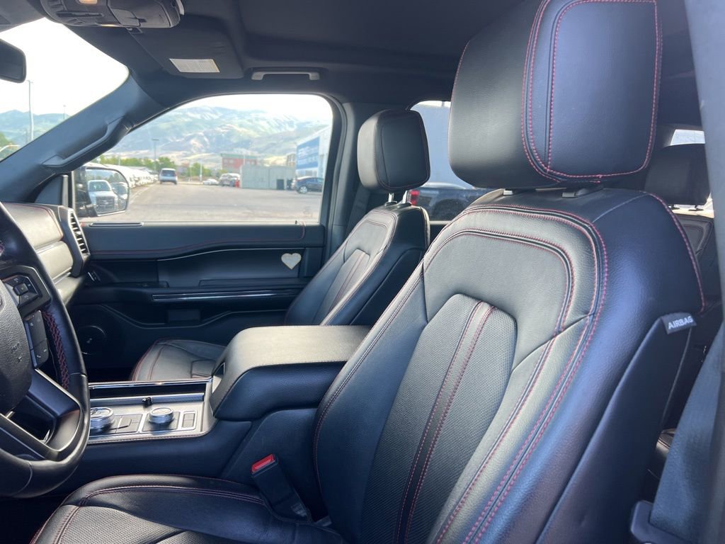 Used 2019 Ford Expedition Limited w/ Equipment Group 303A AWD/4WD image 24