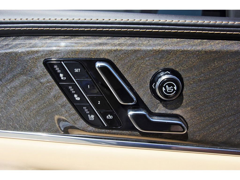 New 2026 Cadillac Escalade IQ Sport 2 w/ LPO, ONYX Package image 22