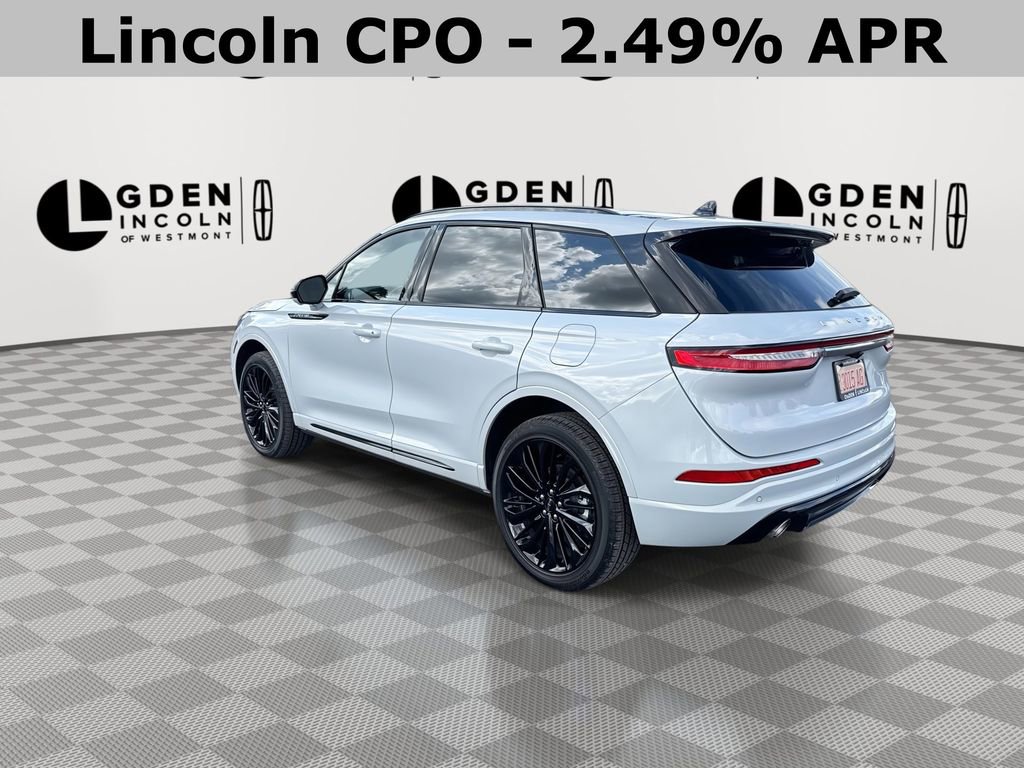 Used 2025 Lincoln Corsair Reserve w/ Equipment Group 202A image 6