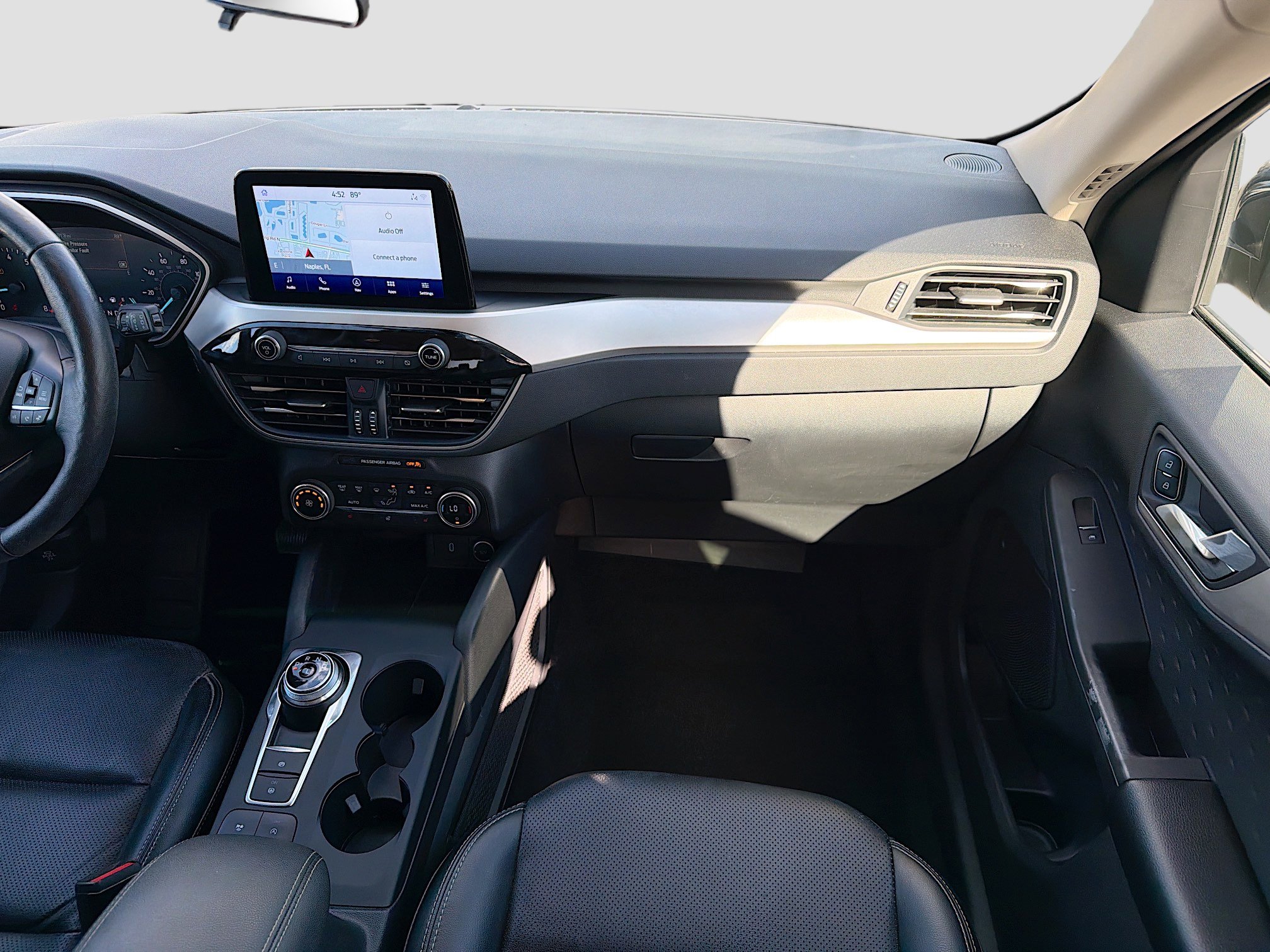 Used 2020 Ford Escape SEL image 18